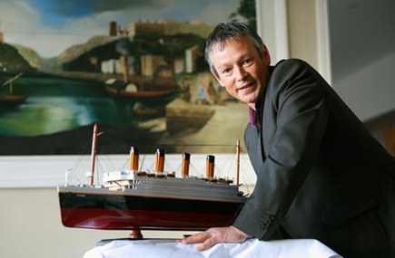 ‘Contrarian British Agent Takes High Street to Success 