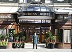 Agents See Up-Sell Opportunities in Depressed Luxury Pricing
